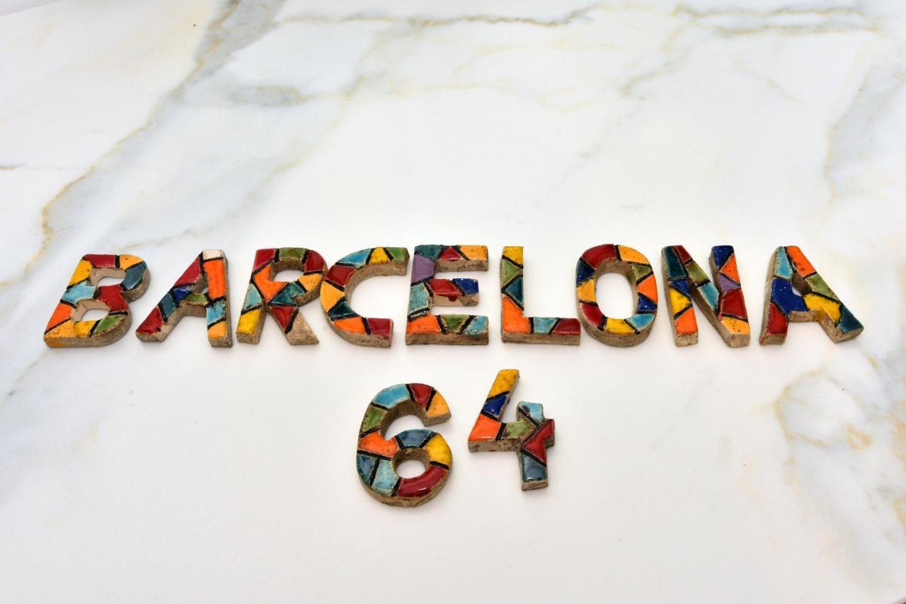 Plac Unii - Barcelona 64 Gdynia Kültér fotó